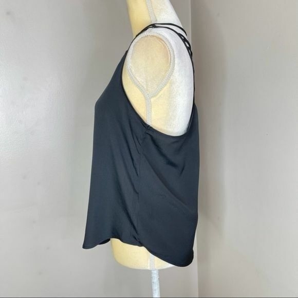 Women Cut Out Back Black Tank Top Sz Medium - Picture 11 of 12
